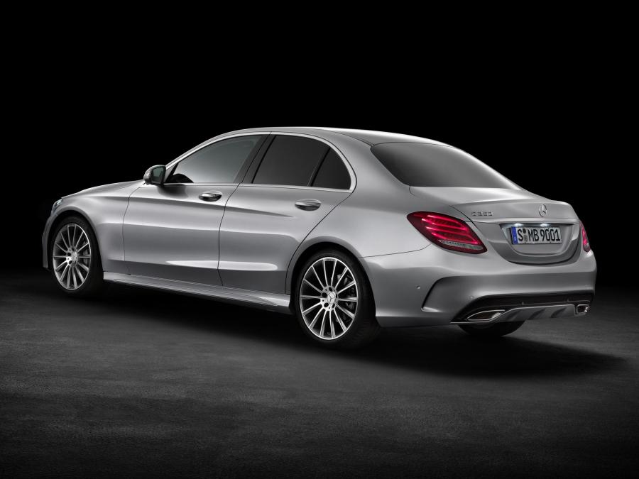  Mercedes-Benz C250 AMG Line 2014 года  (фото 23 из 47)
